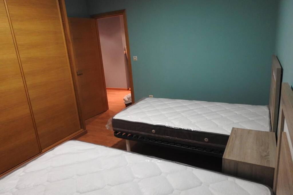 Apartamento De 4 Dormitorios En Камариньяс Экстерьер фото